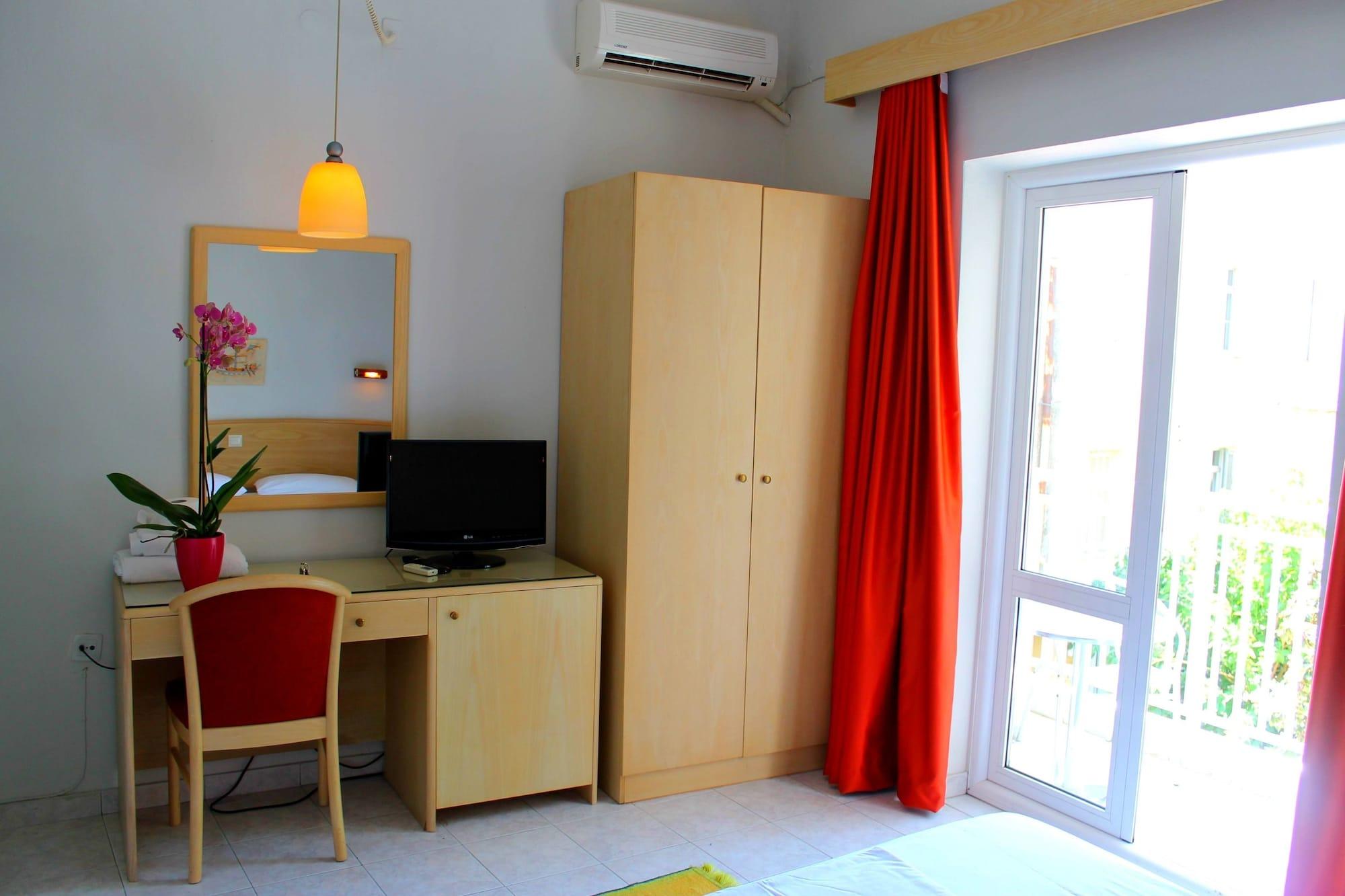 Hotel Savoy 2*